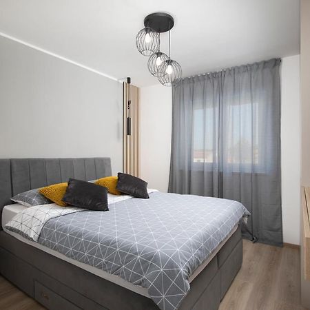 Meraviglia Residence Pula Eksteriør billede